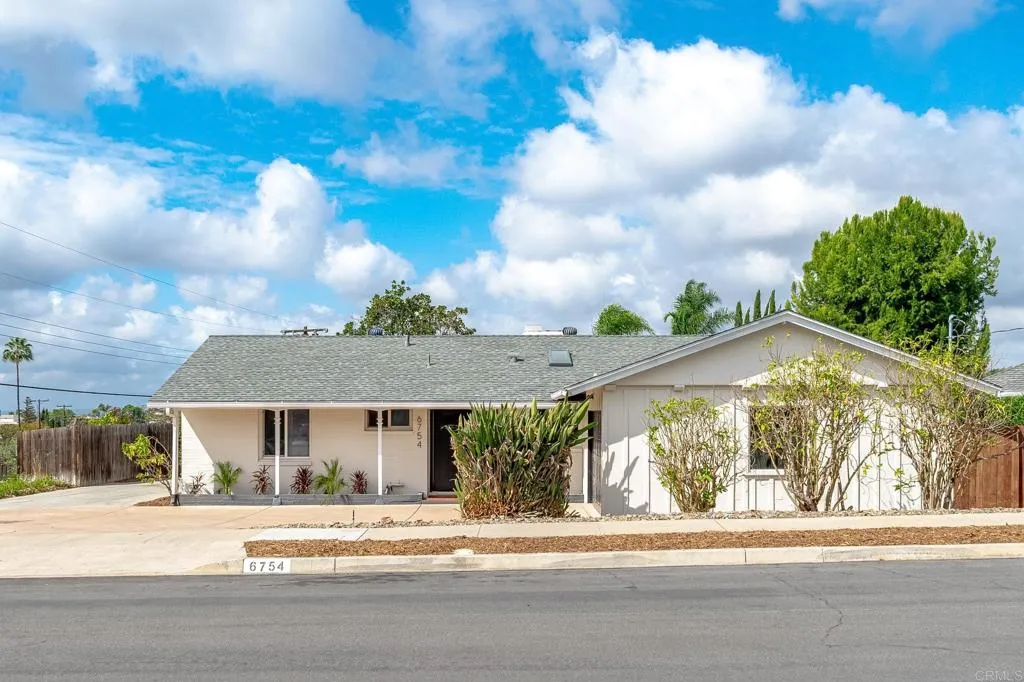 6754 Sunny Brae Dr, San Diego, CA 92119 6754 Sunny Brae Dr, San Diego, CA 92119