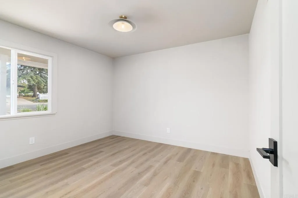 6754 Sunny Brae Dr, San Diego, CA 92119 6754 Sunny Brae Dr, San Diego, CA 92119