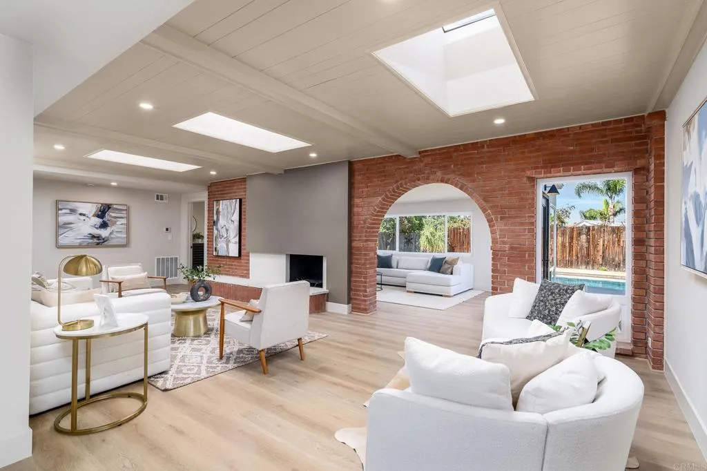 6754 Sunny Brae Dr, San Diego, CA 92119 6754 Sunny Brae Dr, San Diego, CA 92119