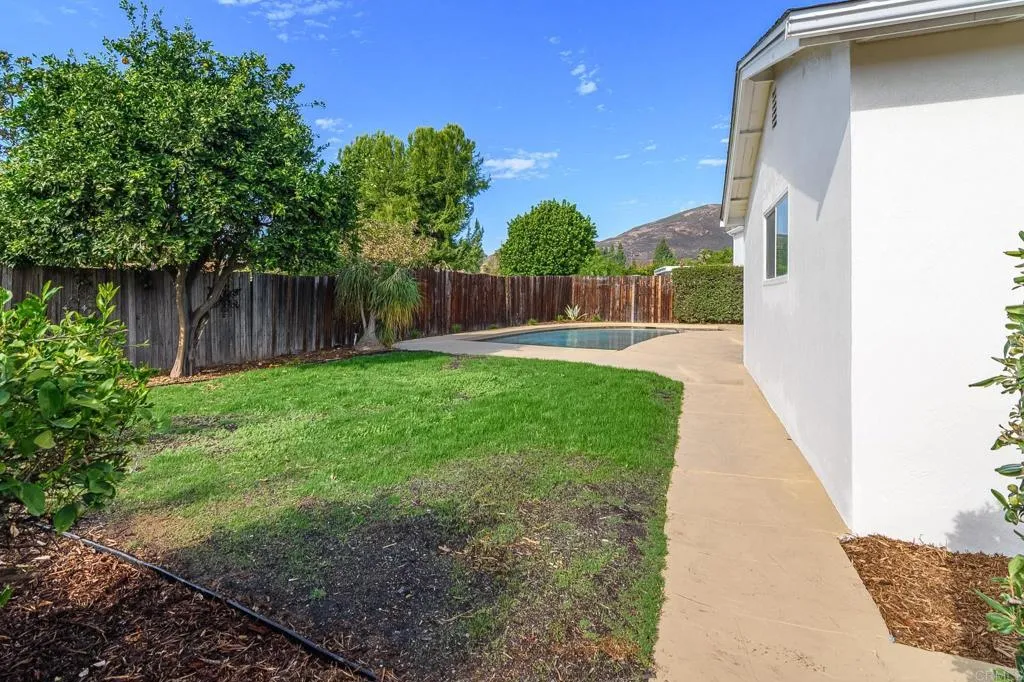 6754 Sunny Brae Dr, San Diego, CA 92119 6754 Sunny Brae Dr, San Diego, CA 92119