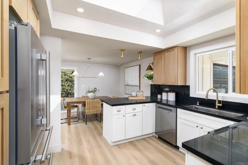 6754 Sunny Brae Dr, San Diego, CA 92119 6754 Sunny Brae Dr, San Diego, CA 92119