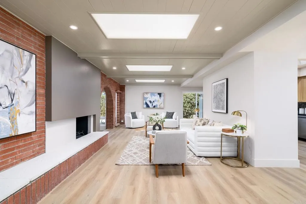 6754 Sunny Brae Dr, San Diego, CA 92119 6754 Sunny Brae Dr, San Diego, CA 92119
