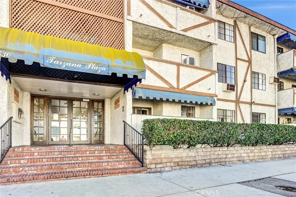Tarzana, CA 91356
