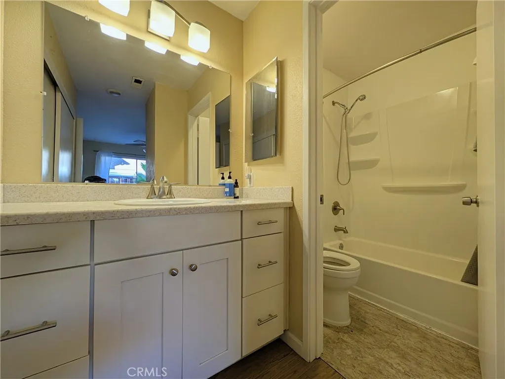346 Riverview Way, Oceanside, CA 92057 346 Riverview Way, Oceanside, CA 92057