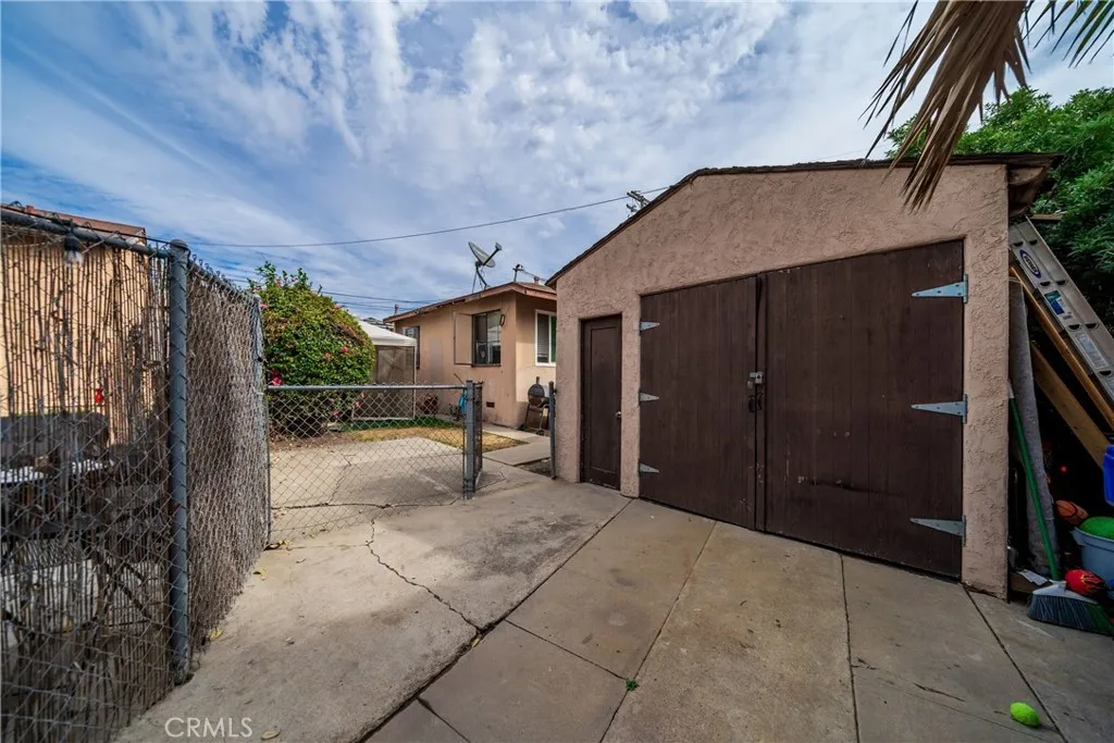 4373 Cherokee, San Diego, CA 92104 Detached 1 car garage