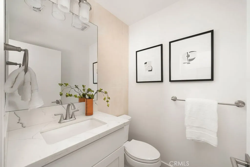 4211 Utah Street, #2, San Diego, CA 92104 4211 Utah Street, #2, San Diego, CA 92104