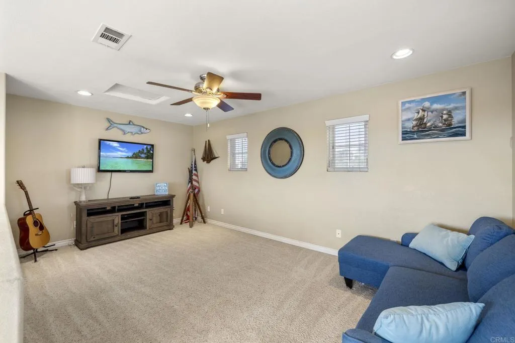 https://cdn.realtyfeed.com/cdn/127/307109064/16ad8679ed536d240aaf87b77b36e416.webp