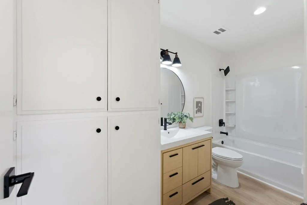 https://cdn.realtyfeed.com/cdn/127/307109065/ee3110ab9a402e6dd6c843b540fadc4a.webp