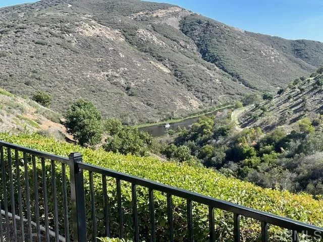 https://cdn.realtyfeed.com/cdn/127/307109129/554371408f6d0c4ba83f0dfb1198afbd.webp