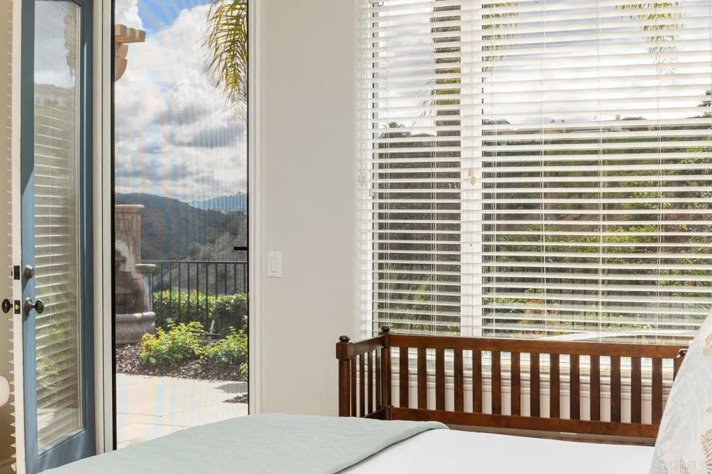 https://cdn.realtyfeed.com/cdn/127/307109129/89c68a56ad298394129a66699cc3d573.webp