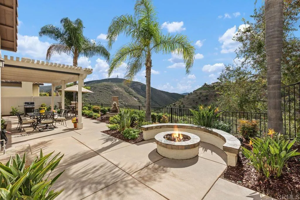 https://cdn.realtyfeed.com/cdn/127/307109129/90430880d372e167a40243a77d46562d.webp