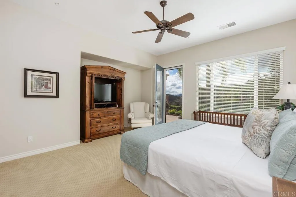 https://cdn.realtyfeed.com/cdn/127/307109129/906137302aa2104539fb2e08bd603656.webp