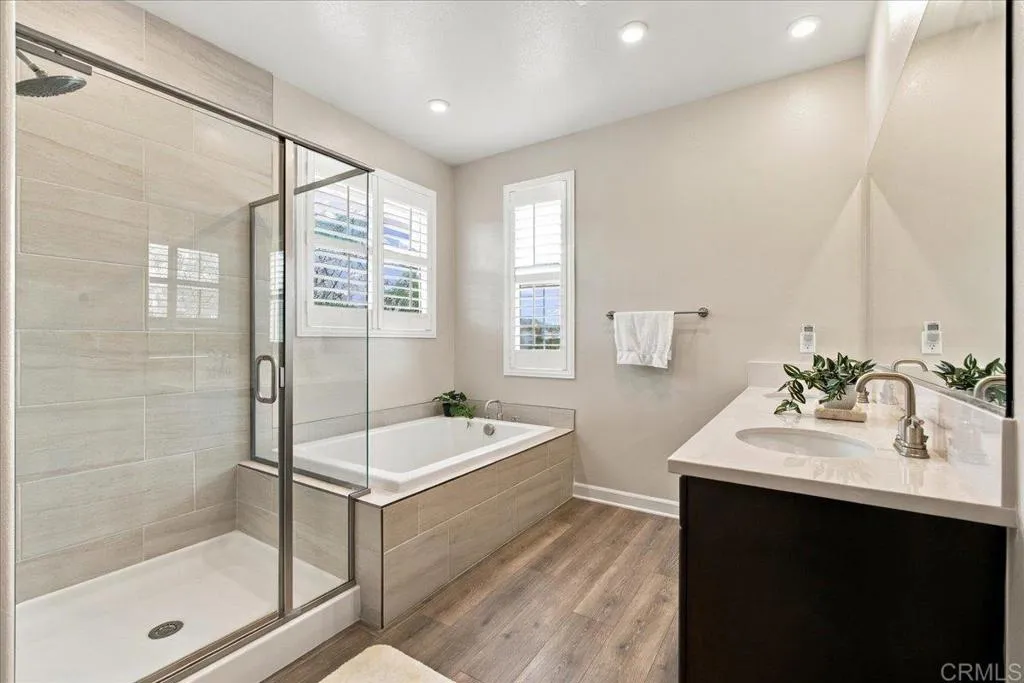 27861 Silo Lane, Valley Center, CA 92082 Primary Bathroom