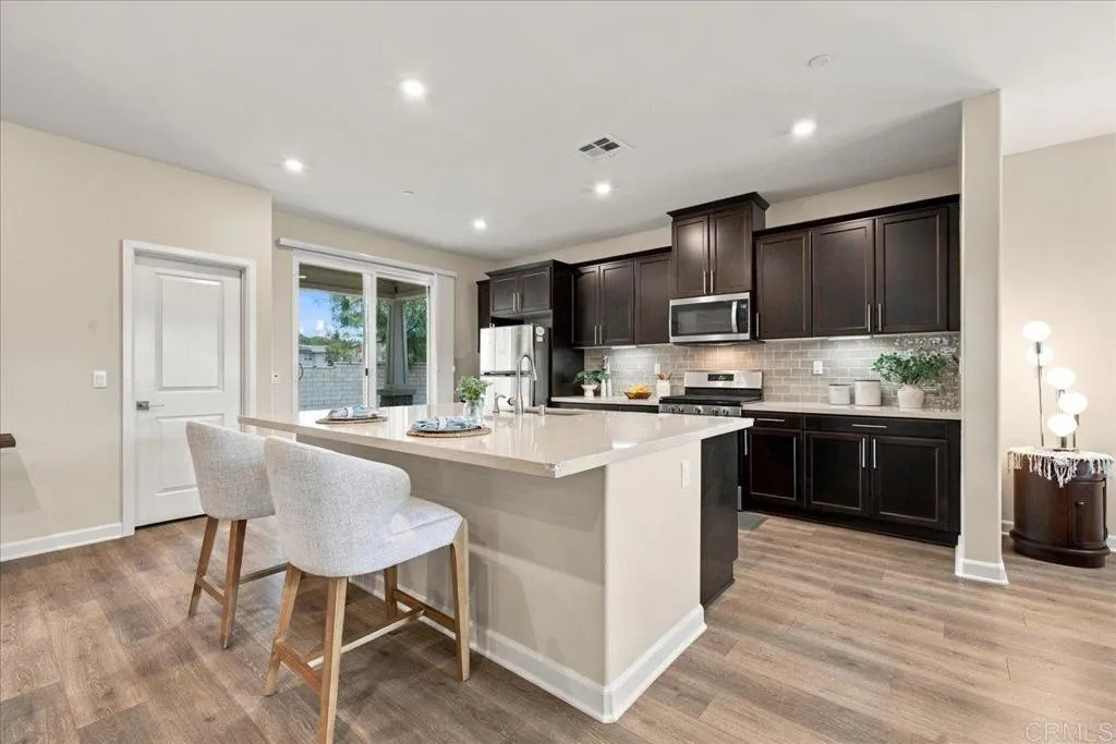 27861 Silo Lane, Valley Center, CA 92082 27861 Silo Lane, Valley Center, CA 92082