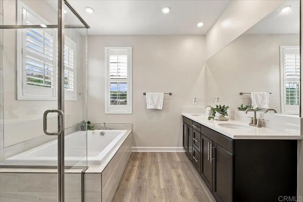 27861 Silo Lane, Valley Center, CA 92082 27861 Silo Lane, Valley Center, CA 92082