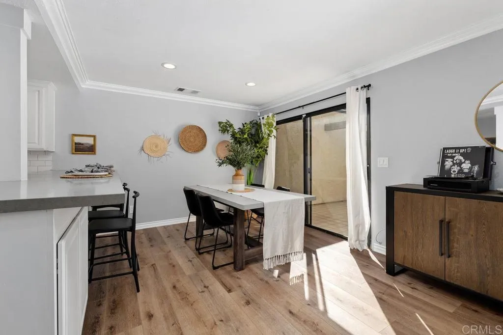 8771 Caminito Sueno, La Jolla, CA 92037
