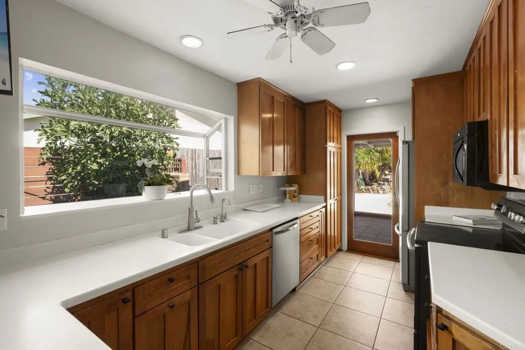 4329 Mount Henry Avenue, Clairemont Mesa, CA 92117 4329 Mount Henry Avenue, Clairemont Mesa, CA 92117