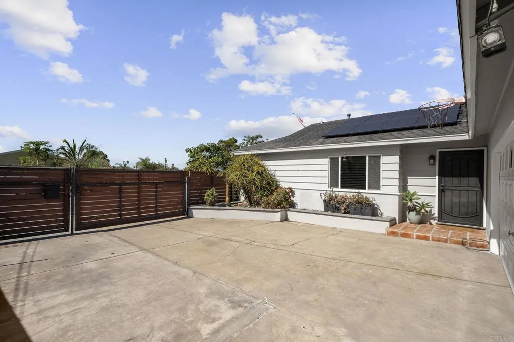 4329 Mount Henry Avenue, Clairemont Mesa, CA 92117 4329 Mount Henry Avenue, Clairemont Mesa, CA 92117