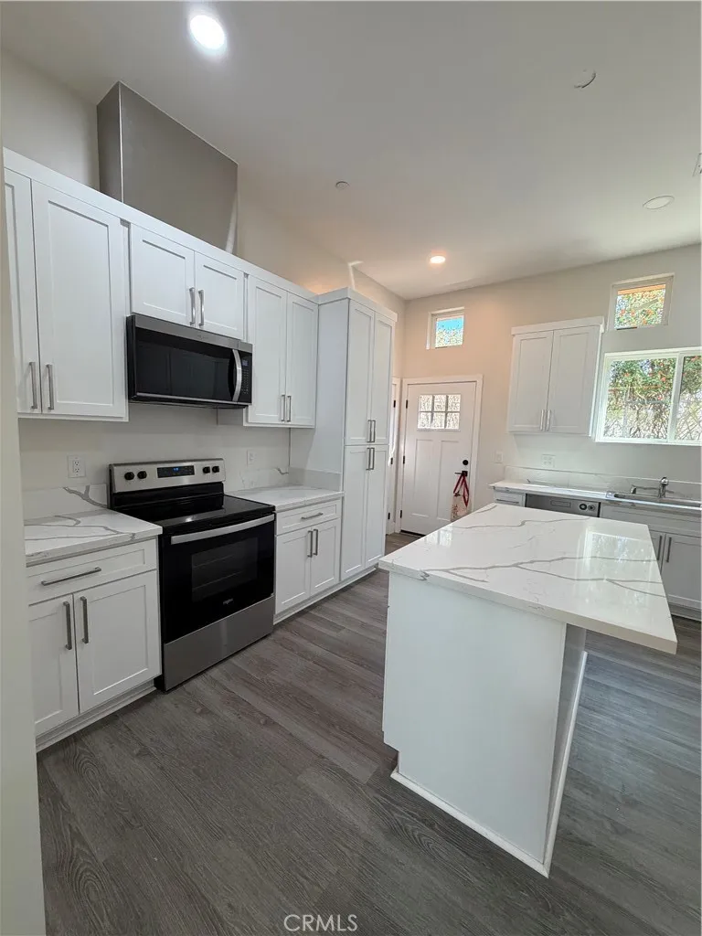 Upland, CA 91784