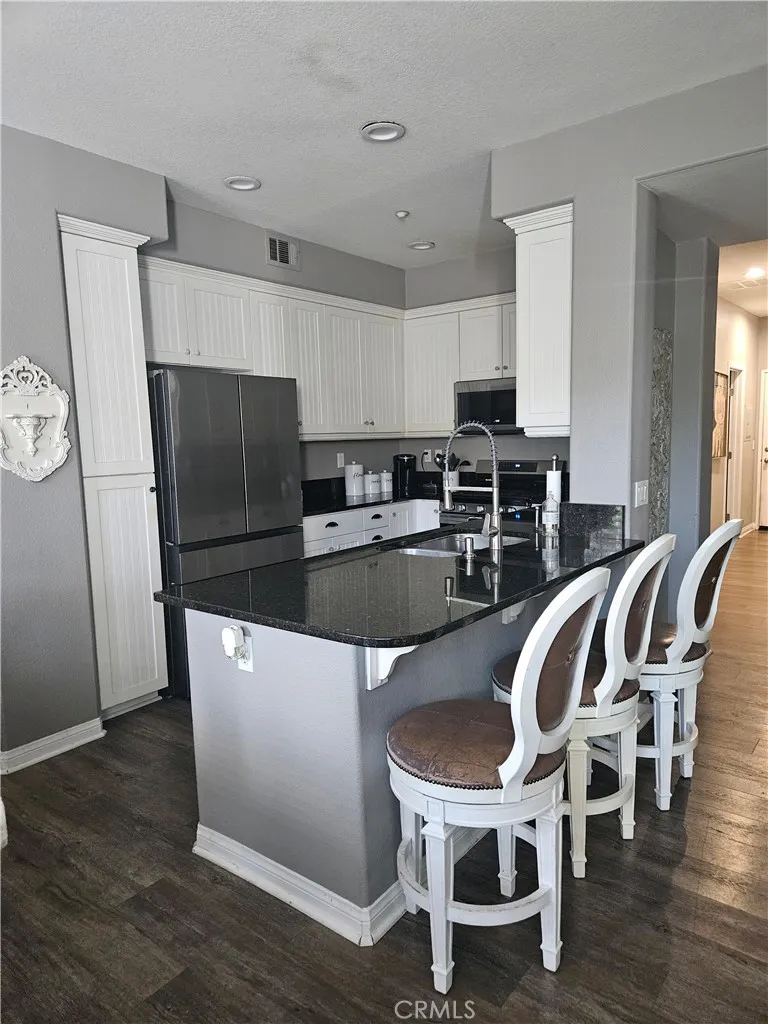 https://cdn.realtyfeed.com/cdn/127/307109280/1f2a228adb3c42def5e978daf1c30b05.webp