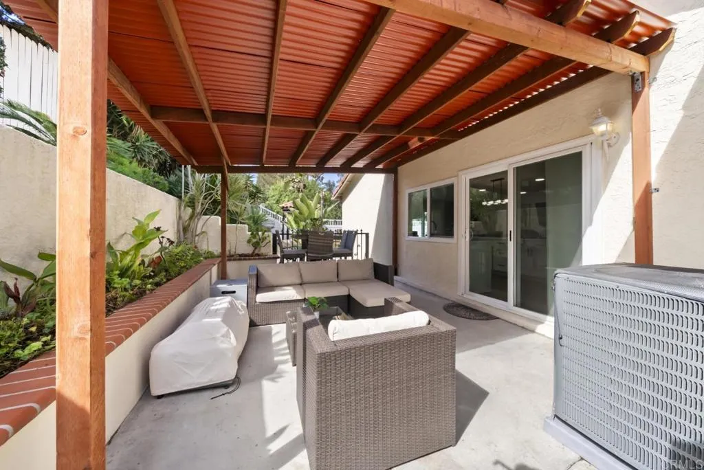 819 Arroyo Place, Chula Vista, CA 91910 819 Arroyo Place, Chula Vista, CA 91910