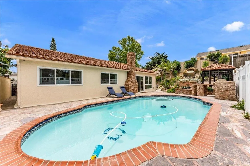 819 Arroyo Place, Chula Vista, CA 91910 819 Arroyo Place, Chula Vista, CA 91910