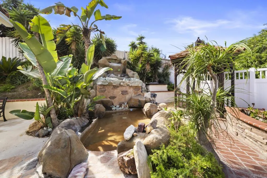 819 Arroyo Place, Chula Vista, CA 91910 819 Arroyo Place, Chula Vista, CA 91910
