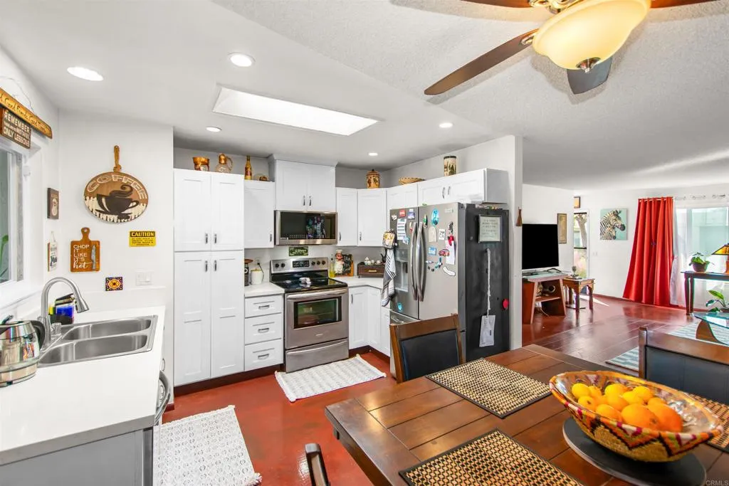 3585 Buffum Drive, Oceanside, CA 92057 3585 Buffum Drive, Oceanside, CA 92057