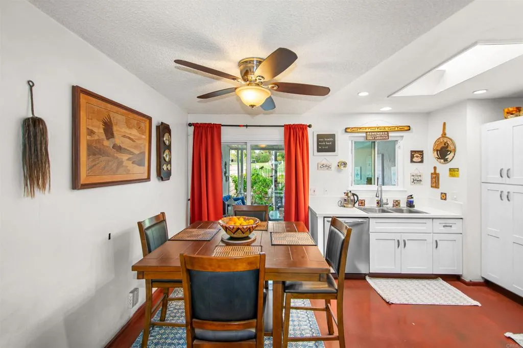 3585 Buffum Drive, Oceanside, CA 92057 3585 Buffum Drive, Oceanside, CA 92057