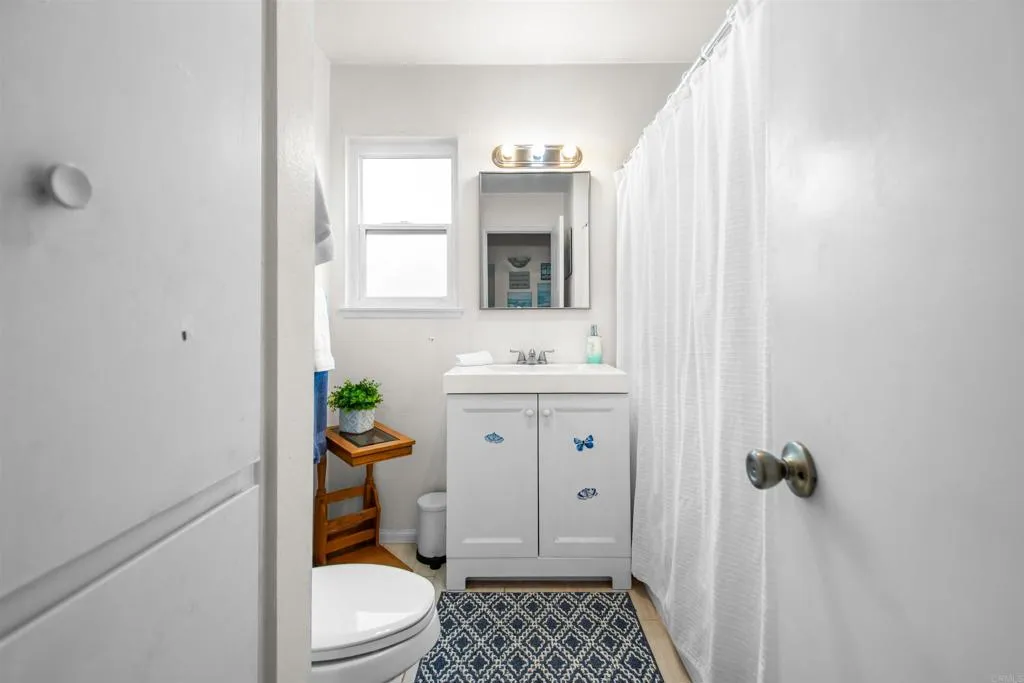3585 Buffum Drive, Oceanside, CA 92057 3585 Buffum Drive, Oceanside, CA 92057