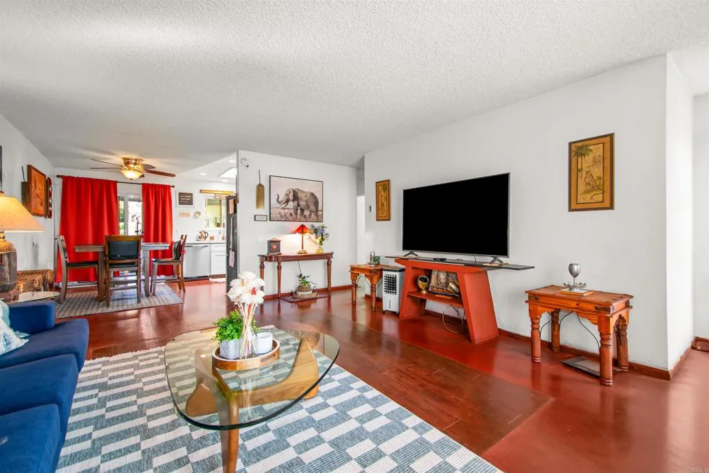3585 Buffum Drive, Oceanside, CA 92057 3585 Buffum Drive, Oceanside, CA 92057