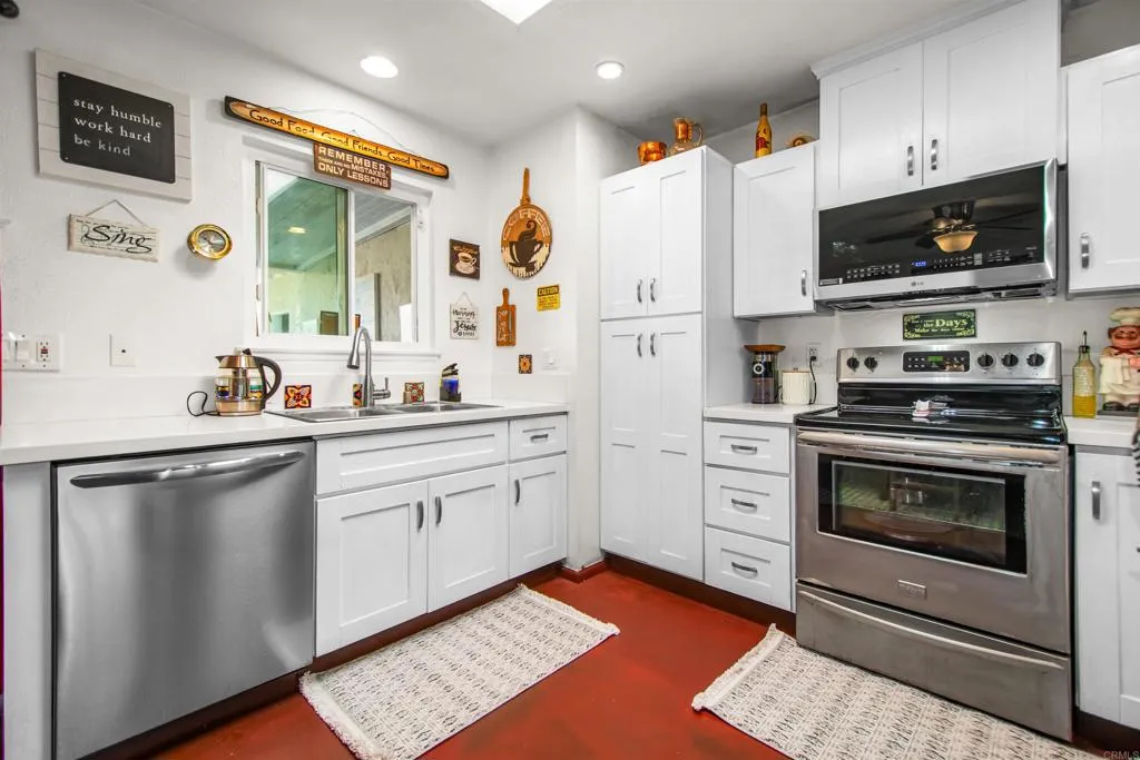 3585 Buffum Drive, Oceanside, CA 92057