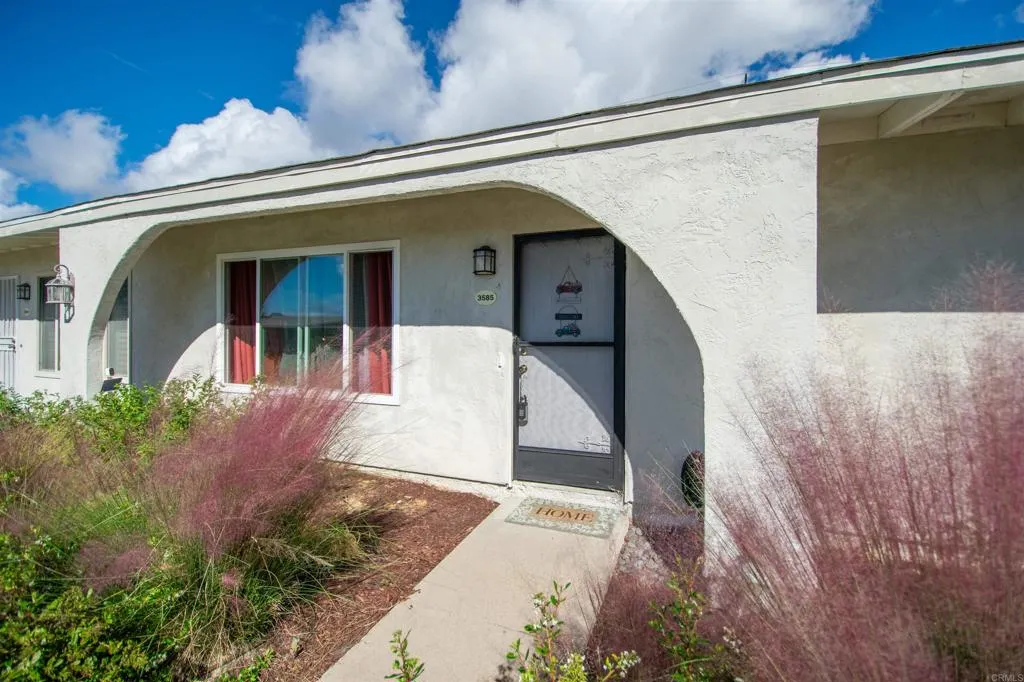 3585 Buffum Drive, Oceanside, CA 92057 3585 Buffum Drive, Oceanside, CA 92057