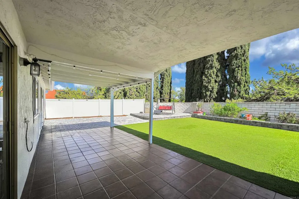 17395 Frondoso Dr, San Diego, CA 92128 17395 Frondoso Dr, San Diego, CA 92128
