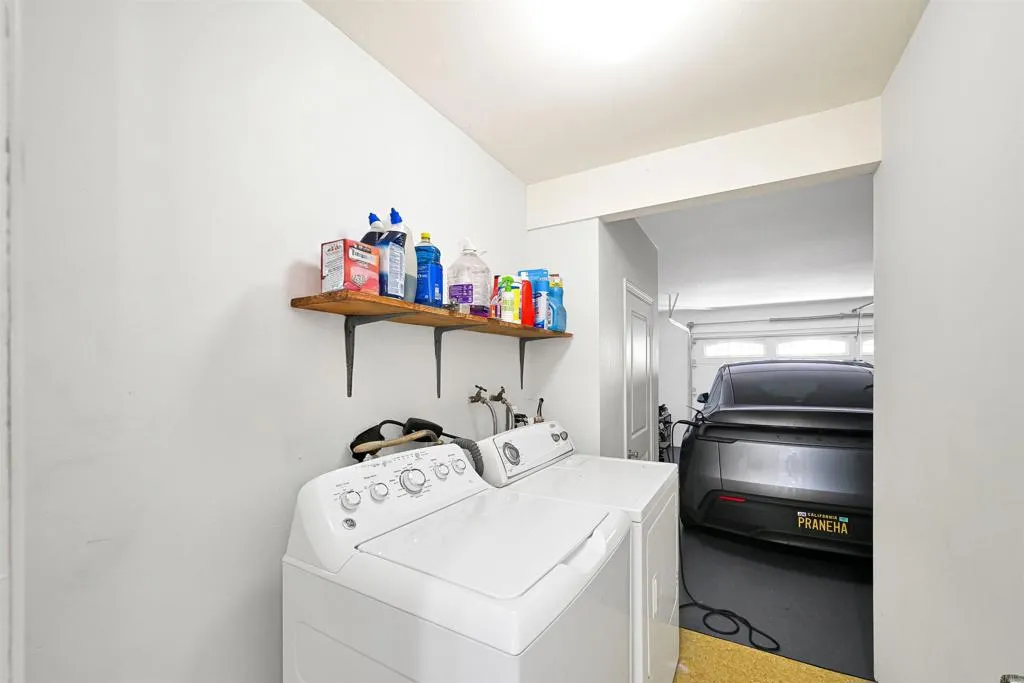 17395 Frondoso Dr, San Diego, CA 92128 17395 Frondoso Dr, San Diego, CA 92128