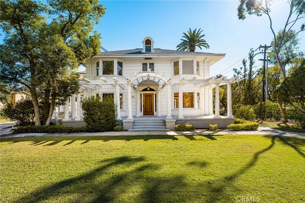 Pasadena, CA 91104