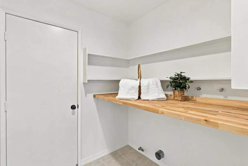 https://cdn.realtyfeed.com/cdn/127/307109526/0b4e2f49e02763a5bf898d254a6f4cd5.webp