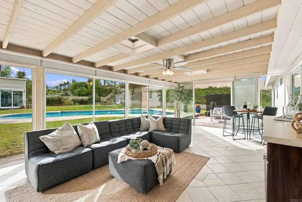 https://cdn.realtyfeed.com/cdn/127/307109526/195af1e62313ec9ed897aebf8ae2fe25.webp