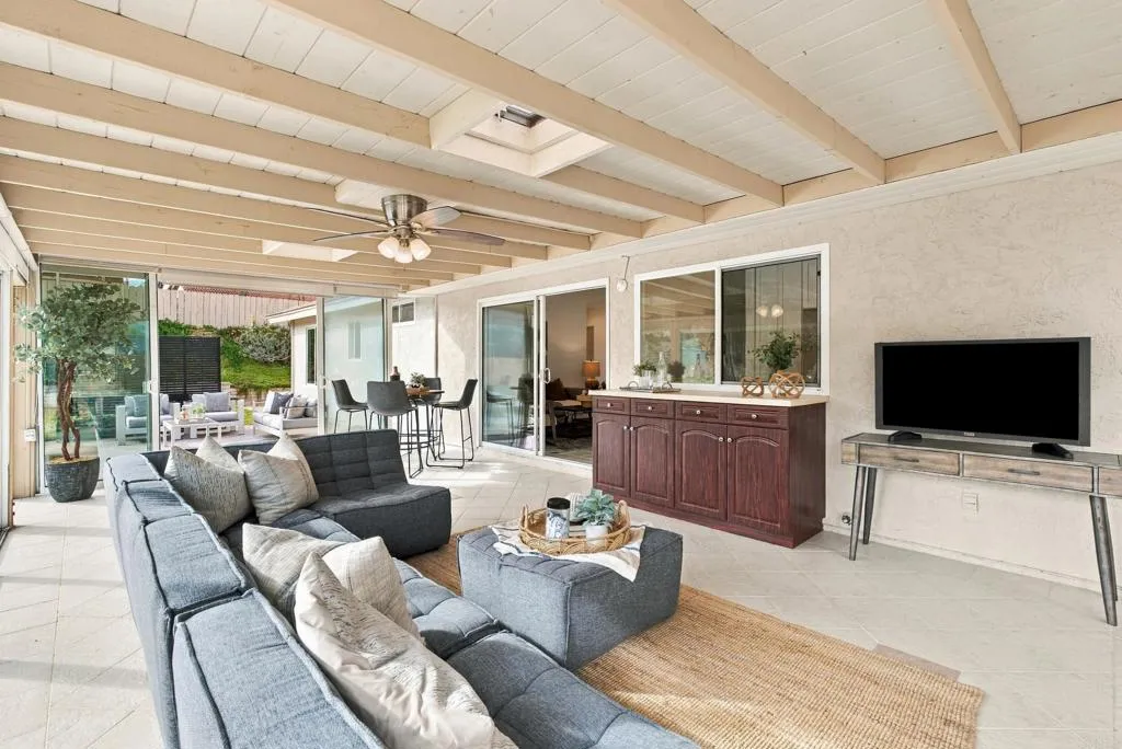 https://cdn.realtyfeed.com/cdn/127/307109526/1e2c3a3311457d7739aa9b5969c94bbc.webp