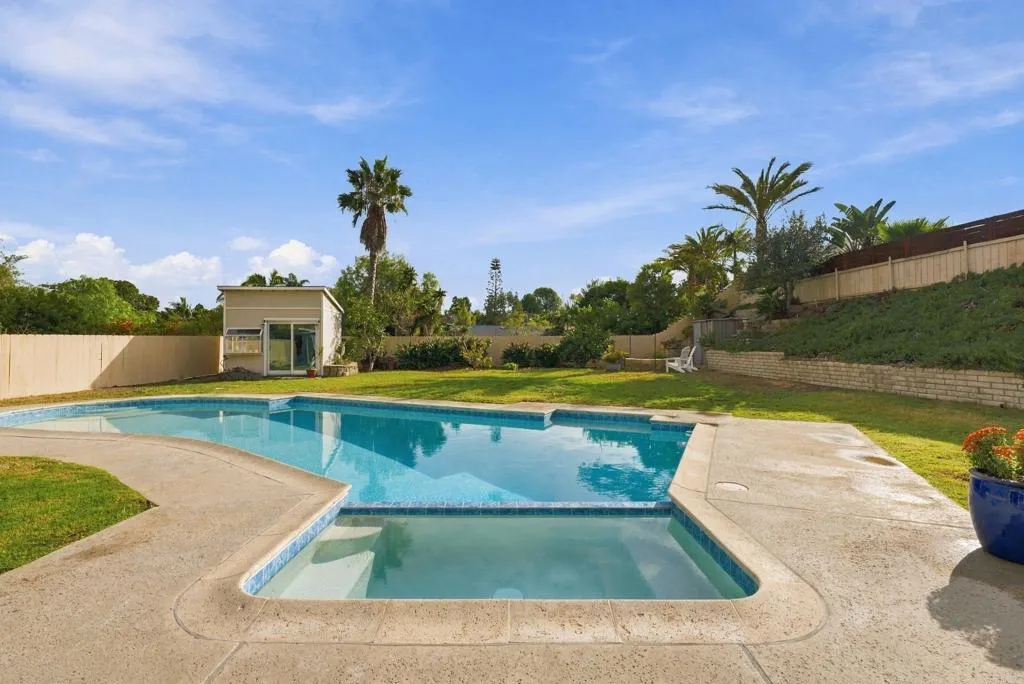 https://cdn.realtyfeed.com/cdn/127/307109526/57dd558ddb338ec619ee571272979493.webp
