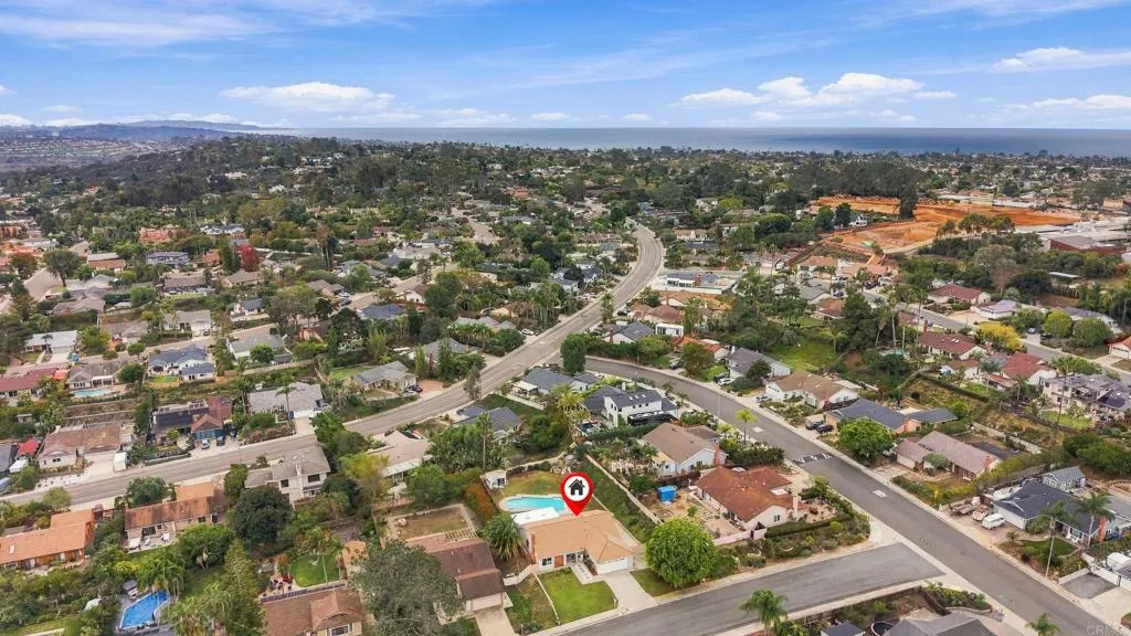 https://cdn.realtyfeed.com/cdn/127/307109526/8033d39eb1e6f981712e0045604c0ee2.webp