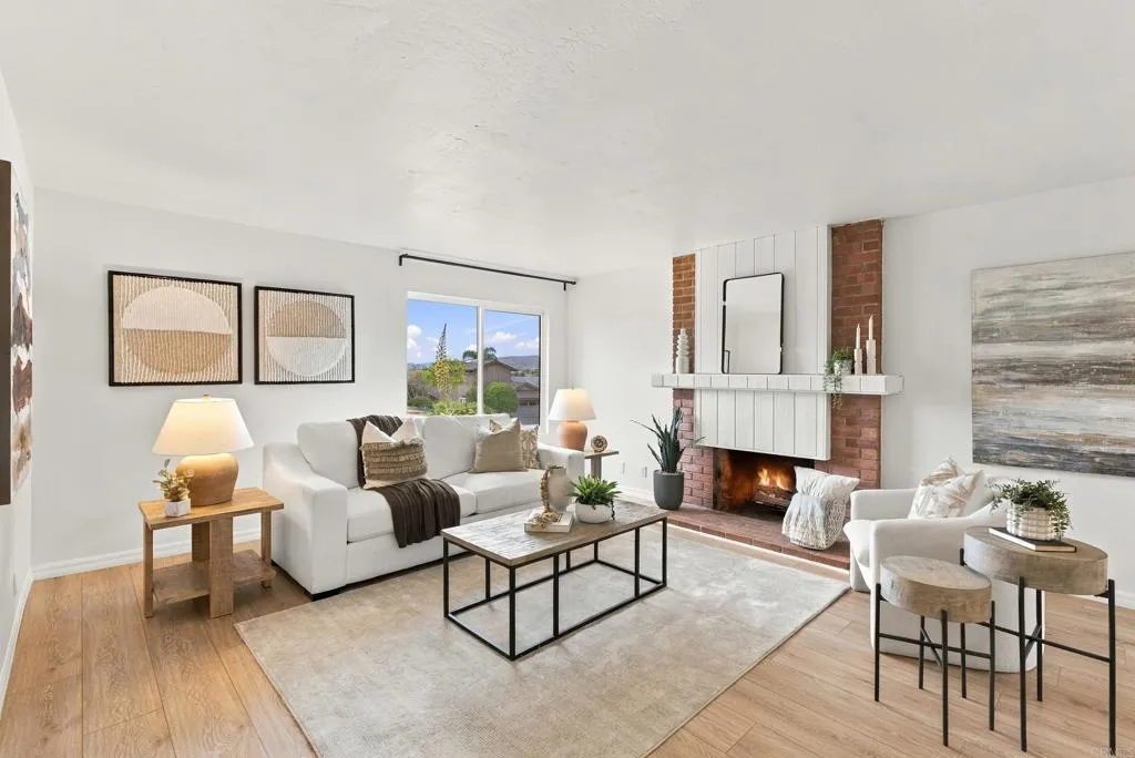 https://cdn.realtyfeed.com/cdn/127/307109526/9a1561e8bff52a676912d9c69054216c.webp