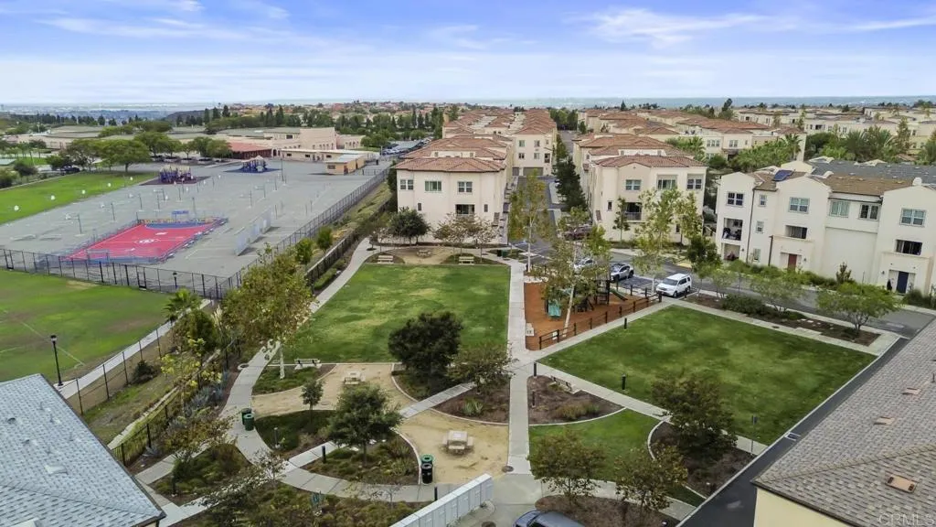 5230 Calle Rockfish, #98, San Diego, CA 92154