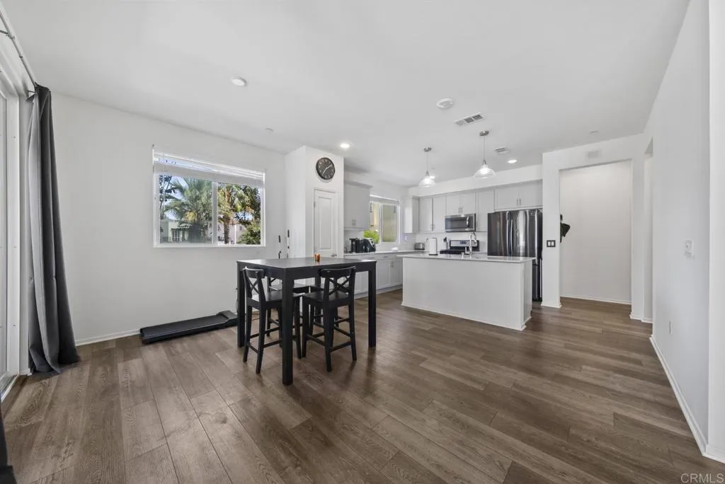 5230 Calle Rockfish, #98, San Diego, CA 92154