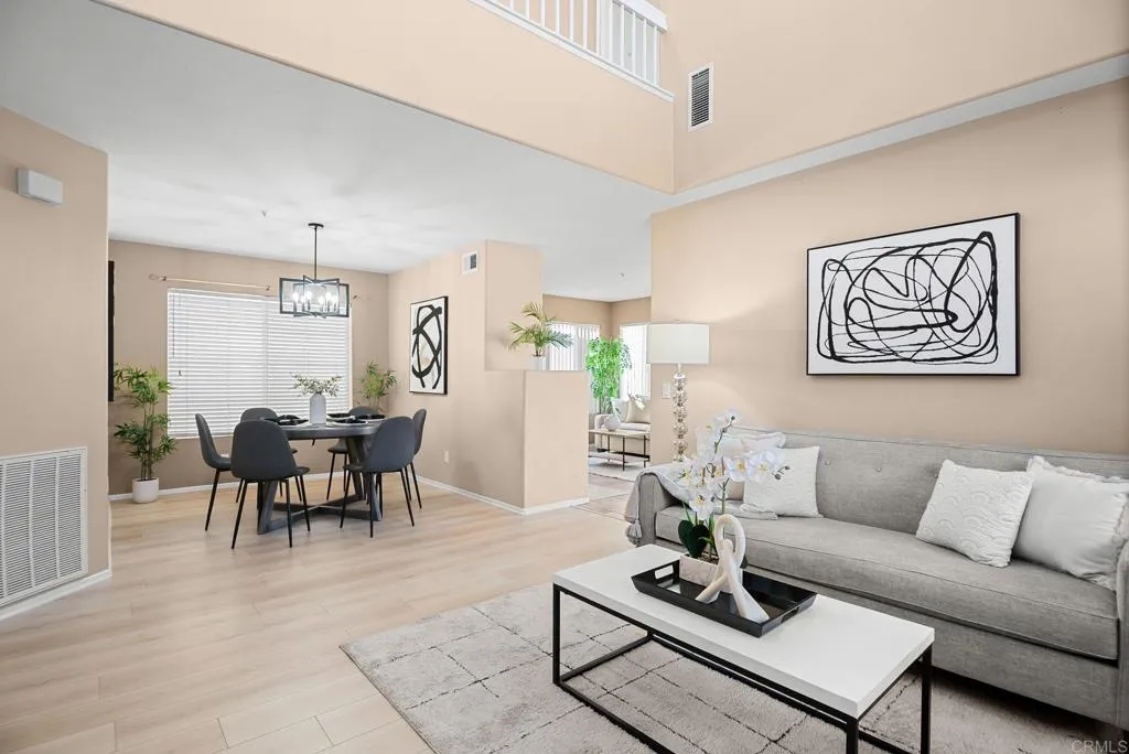 https://cdn.realtyfeed.com/cdn/127/307109620/00b0afc5e20b4b87ce3d2e92f4a59dc4.webp