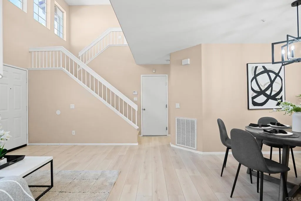 https://cdn.realtyfeed.com/cdn/127/307109620/51c7775f153436e280708e73eac0834a.webp