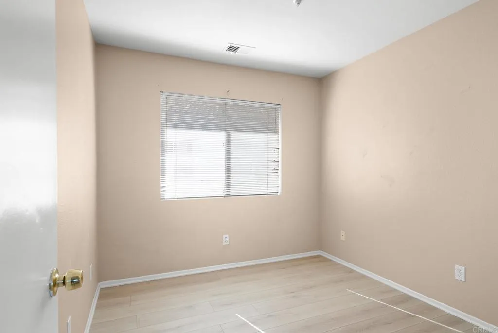 https://cdn.realtyfeed.com/cdn/127/307109620/662136bc25e7798825ed3aa385be4d83.webp