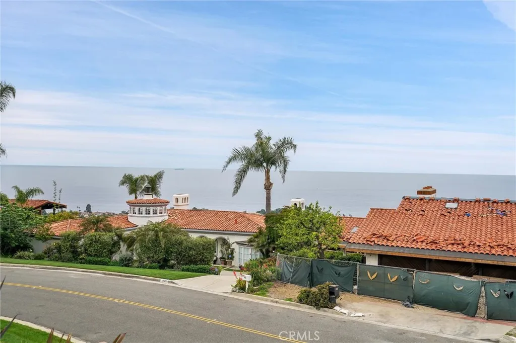 Palos Verdes Estates, CA 90274
