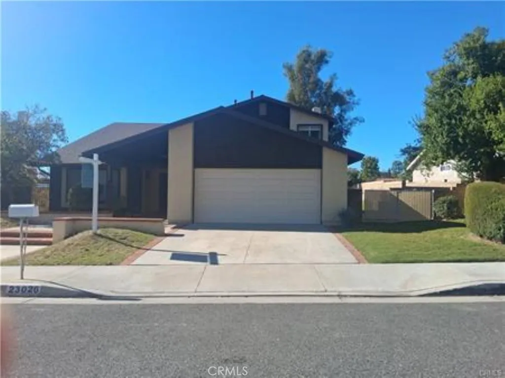 Valencia, CA 91354