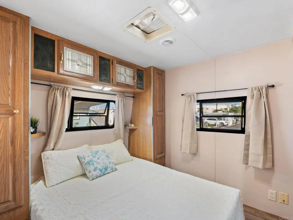 https://cdn.realtyfeed.com/cdn/127/307109658/a11fca8ed709e4ccec0629f068a43ad0.webp